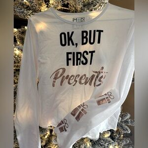 Modern Lux Christmas Top